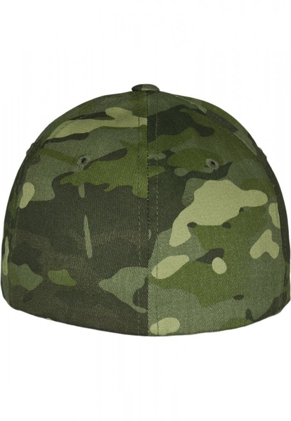 Zeleně maskáčová pánská kšiltovka Urban Classics Flexfit Multicam®