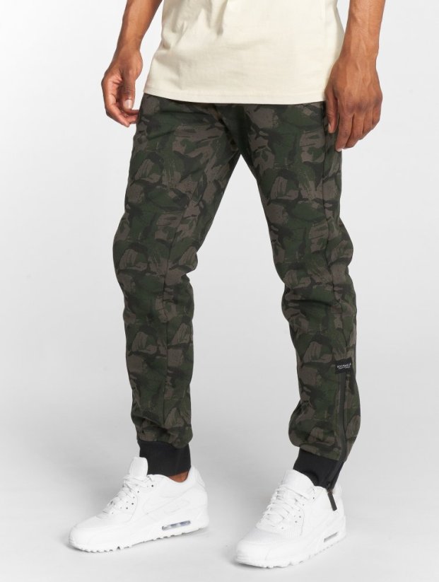Rocawear / Sweat Pant Camou Fleece in camouflage