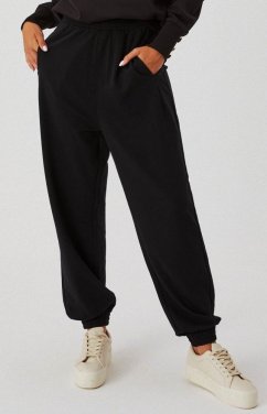 Damskie spodnie dresowe Moodo Amy - czarne