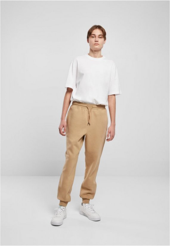 Pánske tepláky Urban Classics Basic Sweatpants - svetlo hnedé