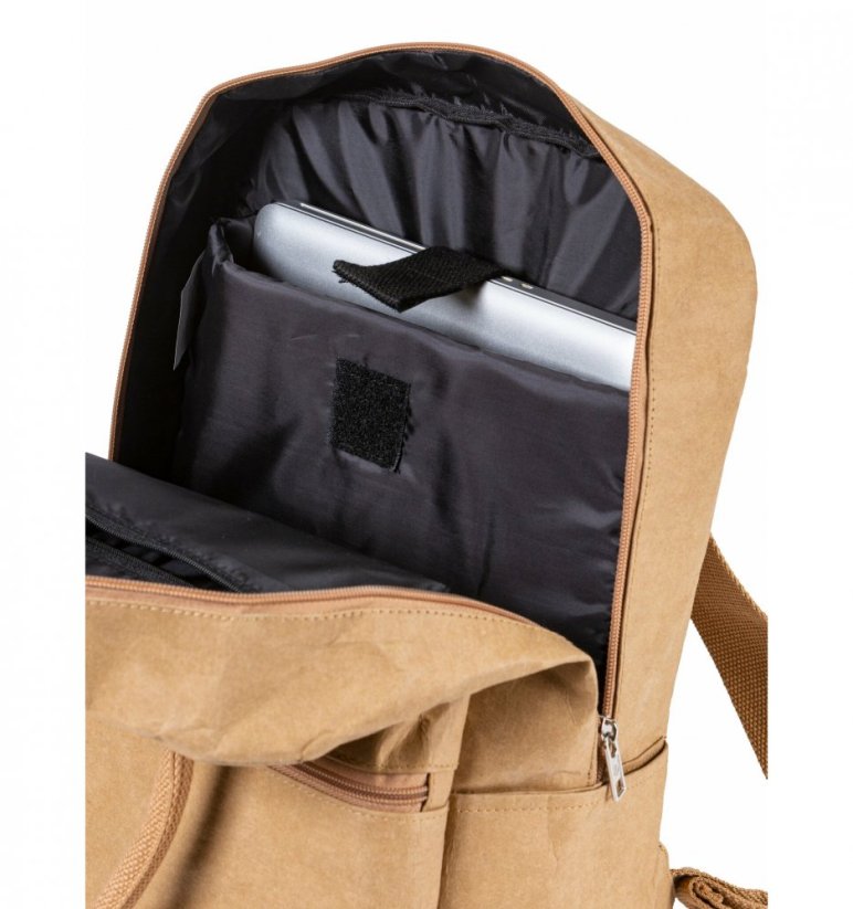 Hnedý batoh Meatfly Cheery Paper 18l