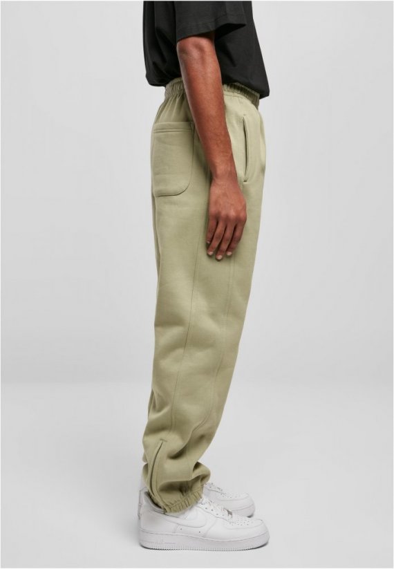 Męskie klasyczne spodnie dresowe Urban Classics - jasnozielony