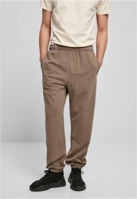 Męskie spodnie dresowe Urban Classics Overdyed Sweatpants - oliwkowy brąz