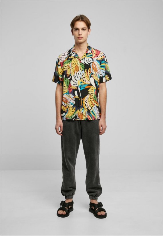 Barevná pánská košile Urban Classics Viscose AOP Resort Shirt
