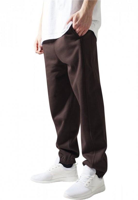 Tepláky Urban Classics Sweatpants - brown