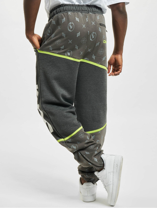 Tepláky Dangerous DNGRS / Sweat Pant Crosshair in grey - Veľkosť: XL