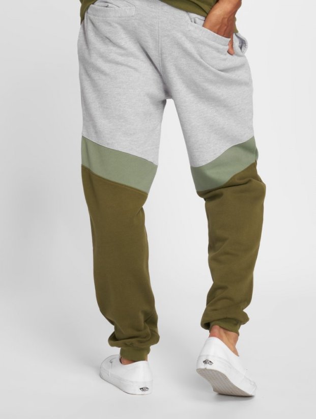 Spodnie dresowe Just Rhyse / Sweat Pant Quillacollo in grey